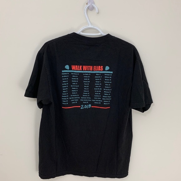 ▪️Walk with Elias World Tour Tee (Fits M) - Picture 4 of 5